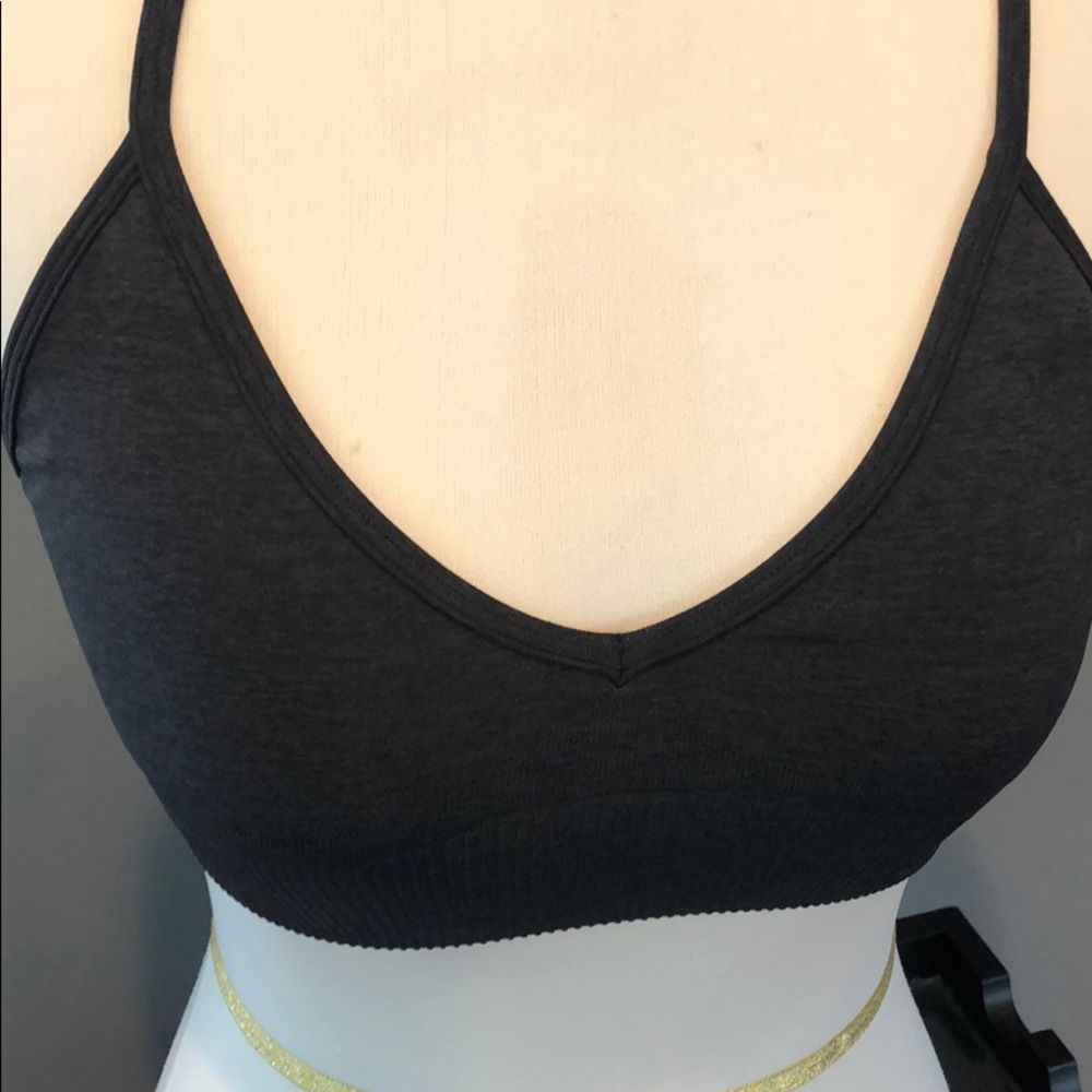 Black Lululemon bra